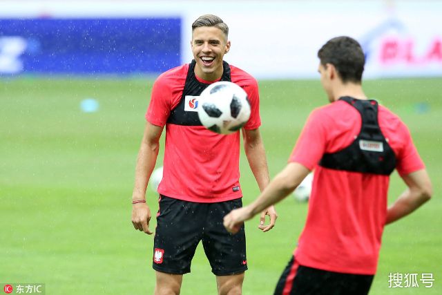 造成赛场不 造成赛场不